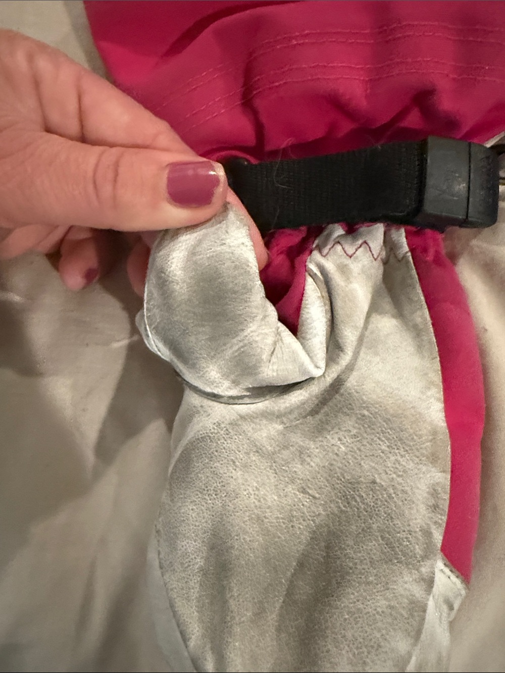 Hestra Kids Mittens in Pink and Silver - Picture 12 of 13
